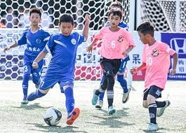 夜间正能量：游戏背后的秘密与创意，让我们的夜生活更加丰富