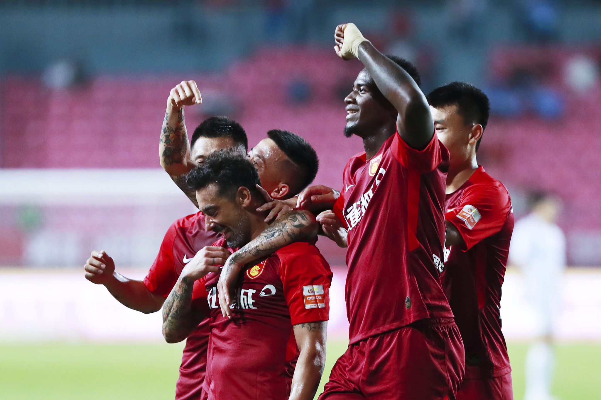 僅影響著英 僅影響著英