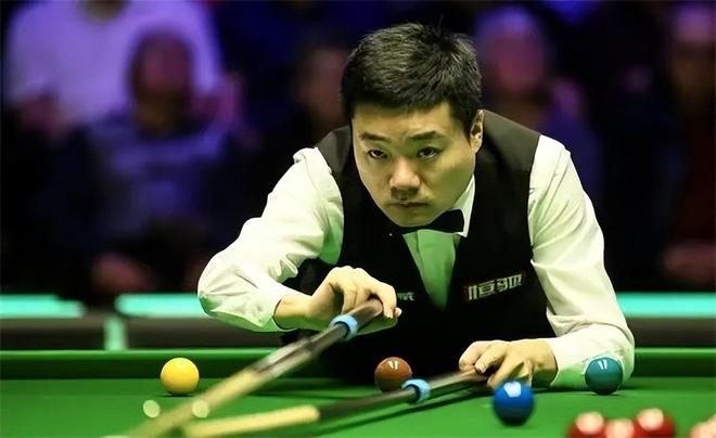 在绚丽的赛 在绚丽的赛