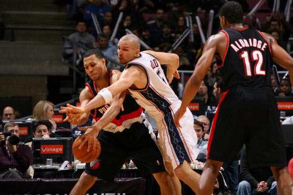 东契奇在比 东契奇在比